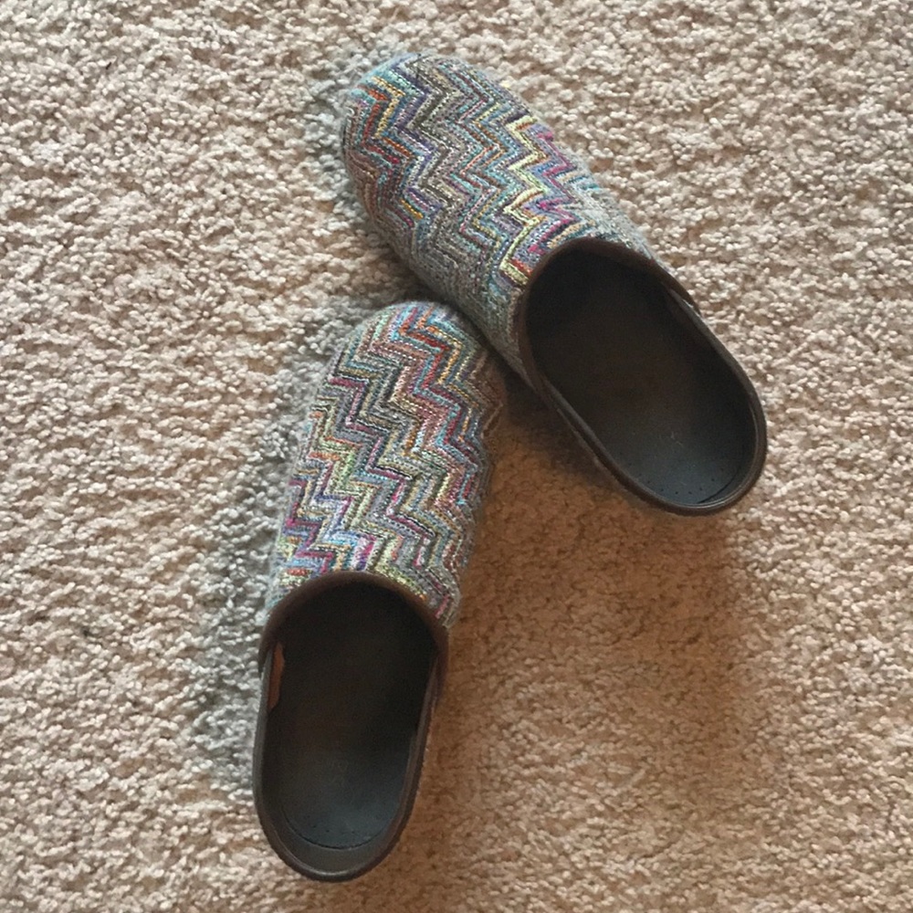 Sanita clogs